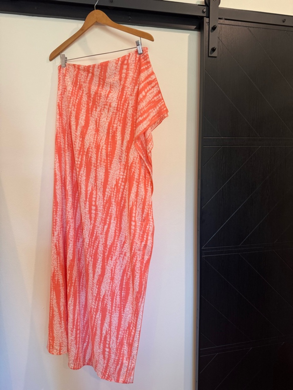 Tyche Coral and White Printed One Shoulder Maxi Dress Size Small